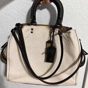 coach rogue 31 1st gen